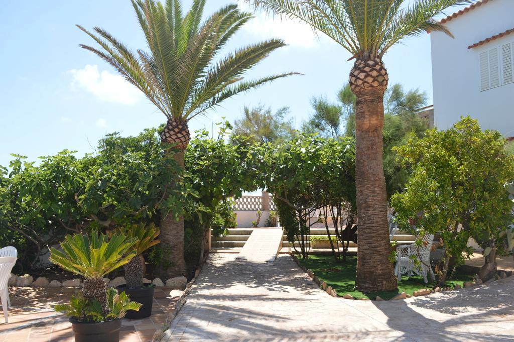 Vila Casa Mamma Es Cana Exteriér fotografie